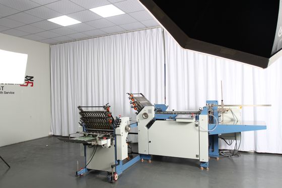 Automatyczna składana maszyna do składania papieru 380 V do tworzenia broszur