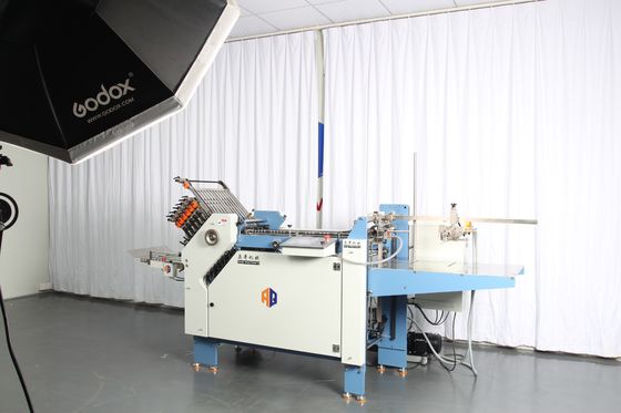 Przemysłowa maszyna do składania papieru A3 z układem elektrycznym Schneider PLC